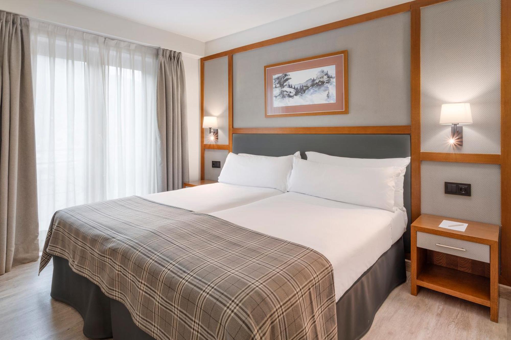 Hotel Vielha Baqueira, Affiliated by Meliá Esterno foto
