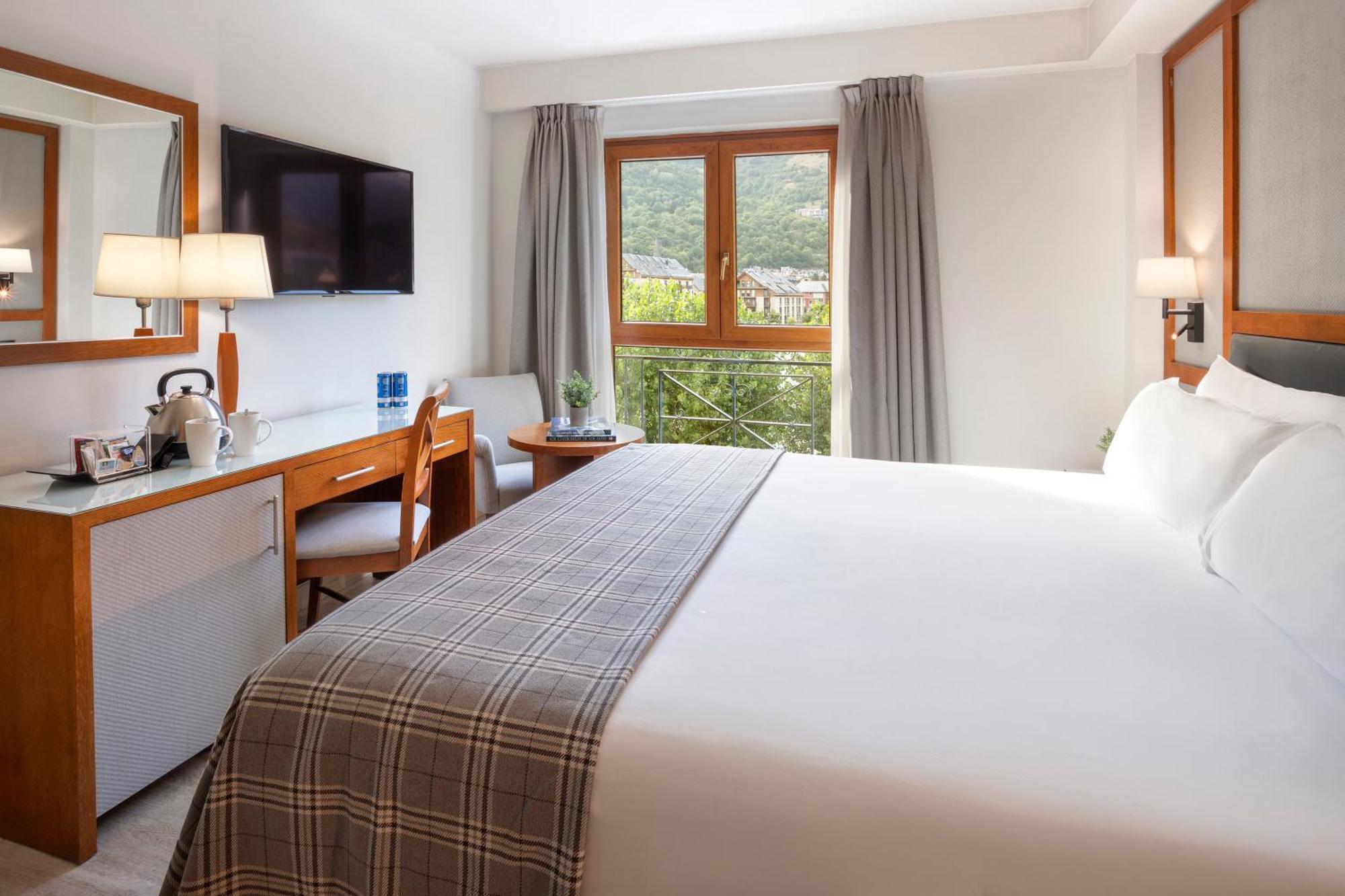 Hotel Vielha Baqueira, Affiliated by Meliá Esterno foto
